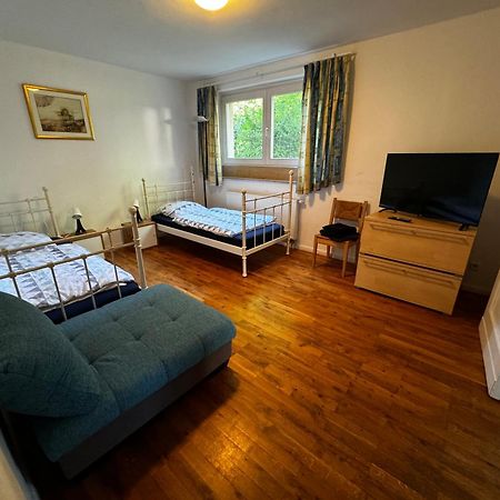 הוילה ברלין Beautiful House In Zehlendorf מראה חיצוני תמונה